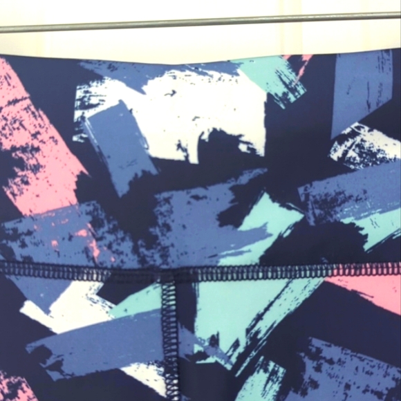 Athletic leggings, blue pink print, yoga pants, athliesurewear, medium - Picture 5 of 9
